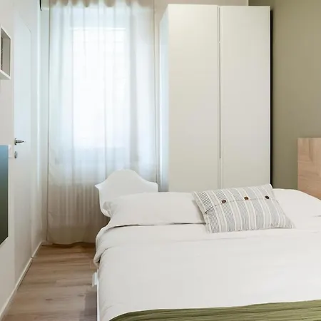 아파트 Nuovo - Con Due Da Letto 밀라노